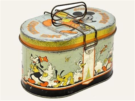 1st licensed character on metal lunch box|lunch box wikipedia.